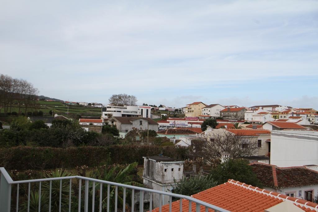 Praia da Vitória Nandes Place מראה חיצוני תמונה